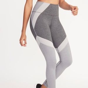 Old Navy Active High-Rise Color-Block Leggings